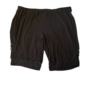 Tamara Malas Shorts- Size 14/16